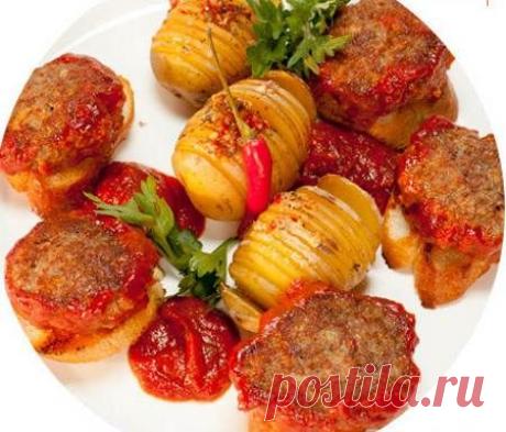 Битки из куриных желудочков с гренкой и острым картофелем | EDA77.RU