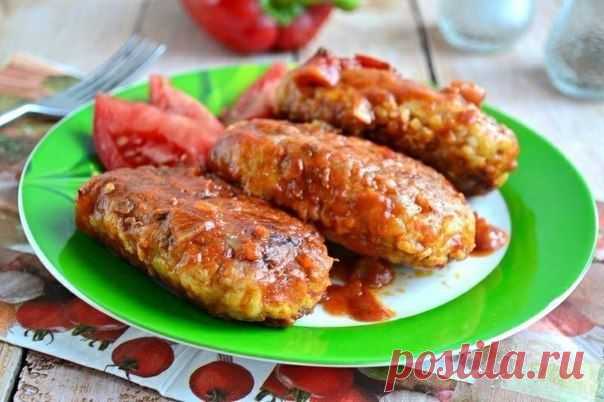 Котлеты из куриного фарша с капустой тушеные в томате