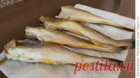 Минтай с луком и рисом по рецепту бабушки Анны