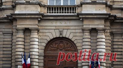 В сенате Франции выступили за наращивание поставок снарядов и оборудования Киеву. Франции необходимо увеличить объёмы поставок вооружения и имеющего ключевое значение военного оборудования Киеву, чтобы сохранить боеспособность ВСУ. Об этом по итогам визита в Польшу и на Украину заявила группа французских сенаторов. Читать далее