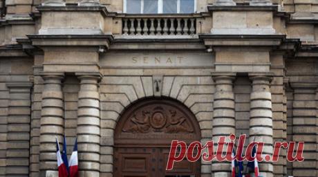 В сенате Франции выступили за наращивание поставок снарядов и оборудования Киеву. Франции необходимо увеличить объёмы поставок вооружения и имеющего ключевое значение военного оборудования Киеву, чтобы сохранить боеспособность ВСУ. Об этом по итогам визита в Польшу и на Украину заявила группа французских сенаторов. Читать далее