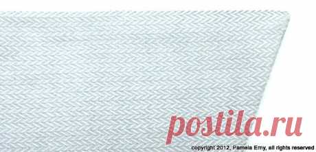 Как вывернуть аккуратный уголок воротника.

P.S. Не вытаскивайте нить после выворачивания, если хотите отстрочить отлет воротника. С помощью нити можно управлять положением уголка воротника под лапкой швейной машины. 

https://off-the-cuff-style.blogspot.ru/search/label/SHIRT Sewing Tutorials
#технология #воротник