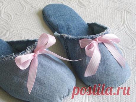 Шьем тапочки из старых джинсовых вещей. Домашние тапочки из джинс выкройка | Домоводство для всей семьи.