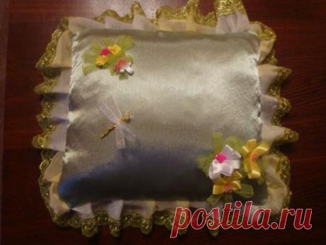 еще подушечки / Вышивка / Вышивка лентами