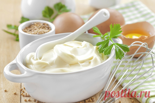 3 рецепта самого полезного майонеза. Так быстро и вкусно вы майонез ещё не готовили 
Без яиц и без лишних калорий! Идеально для стройной фигуры! Я уверена, что эти рецепты удивят вас своим составом и вкусом! 
Вам нравится майонез?
Проблема майонеза, производимого промышленностью, — э…
