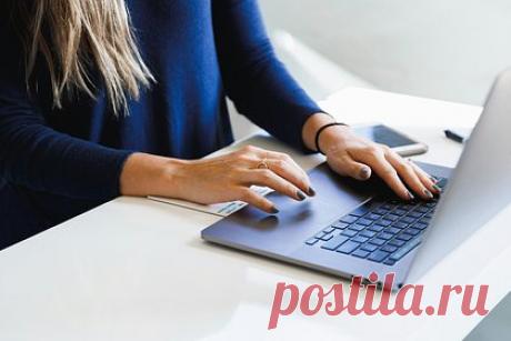 В парламенте Эстонии призвали закрыть русскоязычные версии сайтов госорганов. Парламентская фракция Консервативной народной партии Эстонии (EKRE) призвала правительство закрыть русскоязычные версии сайтов государственных органов. В EKRE добавили, что сайты на русском языке компрометируют усилия государства по сохранению высокого статуса эстонского, а также символически включают Эстонию в СНГ.