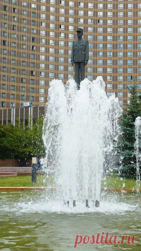 Де Голль в Москве