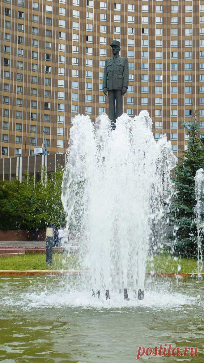Де Голль в Москве