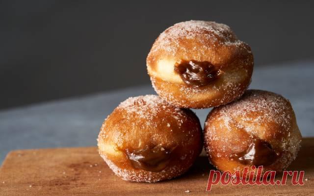 Жареные пончики с шоколадной начинкой — Дачный участок