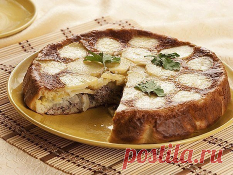 Супер рыбный пирог «Черепашка»- вкус покорит любого..

Ингредиенты:

- Картофель – 4 шт.,
- Сода – 1 ч. л.,
- Мука – 7 ст. л.,
- Кефир – 1 ст.,
- Яйца – 2 шт.,
- Лук репчатый – 2 шт.,
- Рыбные консервы – 1 шт.,
- Соль – по вкусу.

Приготовление:
Смазать маслом форму для запекания, выложить тонко нарезанные кружочки картофеля.
Сверху картошки положить нарезанный колечками лук, а поверх лука – рыбу, размятую вилкой. 
Приготовить тесто: взбить яйца с мукой, кефиром, солью и с...
