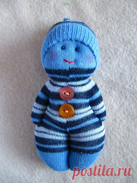 Синичкино лукошко: Самый простой пупсик из носочка. МК.