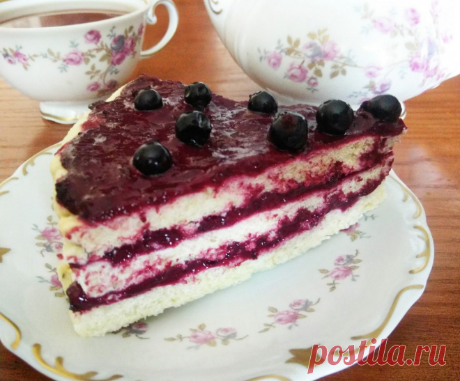 Торт слоеный со смородиновым курдом