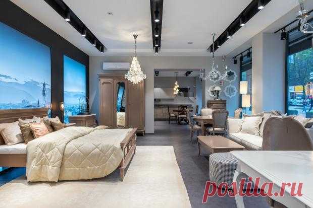 Ночь в мебельном магазине: метель вынудила десятки людей спать в торговом зале