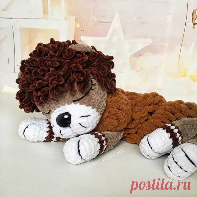 Вязаная Пижамница Лев