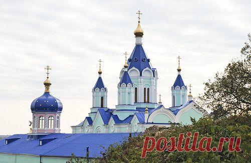 Коренная пустынь - достопримечательности в городе Свобода