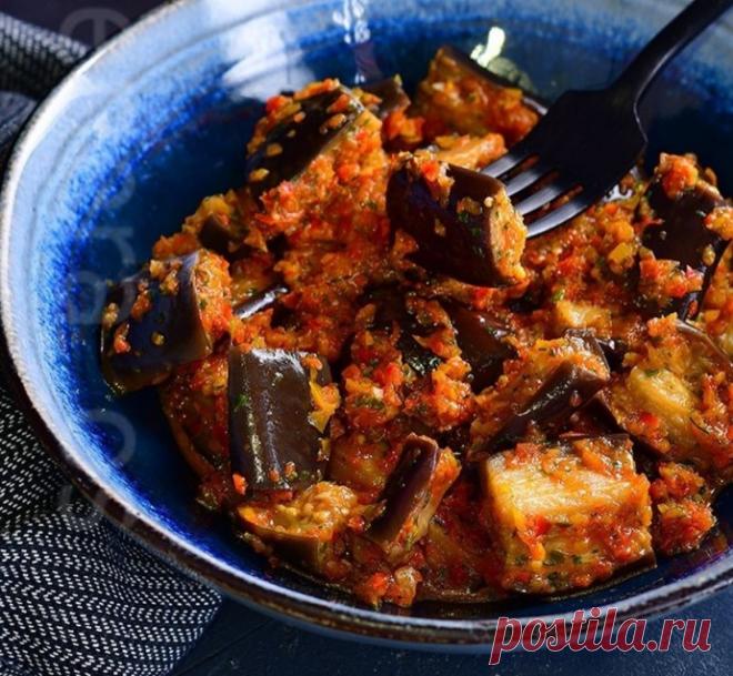 Закуска из баклажанов в соусе из болгарского перца
