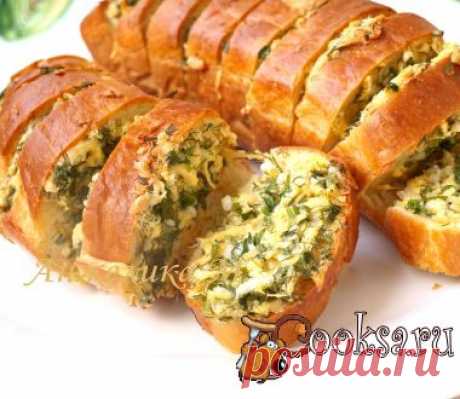 Запечённый батон с чесноком и сыром фото рецепт приготовления