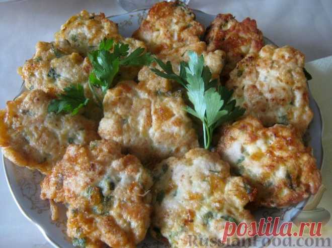 Нежнейшие куриные оладьи с сыром под хрустящей крахмальной корочкой