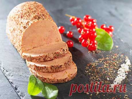 Фуа-гра из доступных продуктов от Жени Клопотенко Существует множество рецептов куриного паштета, но я постараюсь вас удивить и дать самый лучший из них. По вкусу вы его не отличите от настоящего фуа-гра.