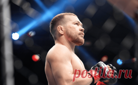 «Ян выиграет нокаутом или добиванием». Эксперты — о бое россиянина в UFC. В субботу россиянин Петр Ян сразится с Дейвесоном Фигередо. Эксперты «РБК Спорта» назвали Яна фаворитом встречи, а тренер Расул Магомедалиев и вовсе предсказывает досрочную победу россиянина