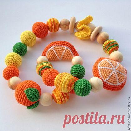 Детские аксессуары ручной работы. Ярмарка Мастеров - ручная работа Развивающие детские игровые бусы Мандариновые (слингобусы). Handmade.
