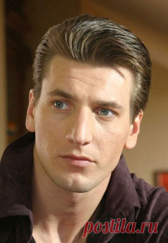 Александр Устюгов