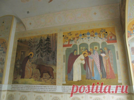 фрески в храме