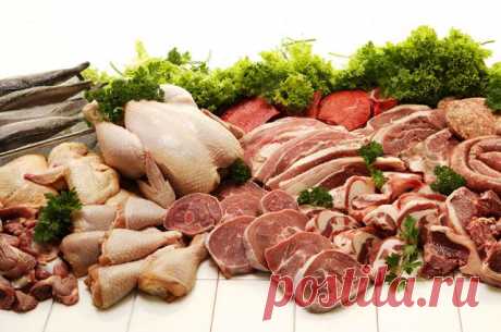 Шашлычный сезон открыт! Как выбрать мясо, рыбу, курицу и сосиски Для многих Первое мая – это не только праздник весны и труда, но и открытие шашлычного сезона. А раз так, все на пикник!