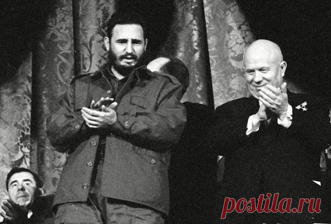 «Вы принимаете меня, как арабского шейха. Так друзей не принимают». Вчера, 27 апреля 1963 года, начался первый визит в СССР лидера кубинской революции Фиделя Кастро. Визит продлился 38 дней, с конца апреля по начало июня. На заключительном банкете Кастро произнес следующую речь: Я хочу выступить с критикой с позиций друга. Зачем вы устраиваете показуху, встречая меня, вашего искреннего друга и гостя? Вы много вещей делаете в приказном порядке. Вы прокладываете метро, а приостановили столь…