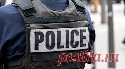 Во Франции задержали одного из самых разыскиваемых преступников США. Во Франции арестован Майкл Уайзман, один из самых разыскиваемых преступников США, который был в бегах почти 14 лет. В Соединённых Штатах его обвиняют в сексуальной эксплуатации несовершеннолетнего. Читать далее