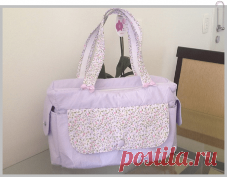Tutorial, DIY, Passo à Passo Como Fazer Uma Bolsa da Mamãe Esse tutorial eu fiz a alguns pedidos das meninas que gostaram dessa bolsa porém ela era pequena e o passo à passo estava difícil de acompanhar. Aqui eu dei uma detalhada melhor e remodelei o molde…