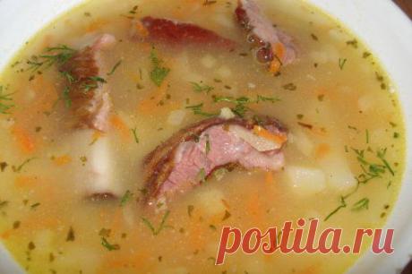 Гороховый суп с копчеными свиными ребрышками в мультиварке
