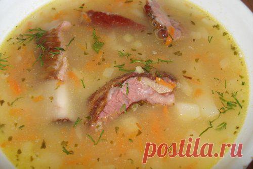 Гороховый суп с копчеными свиными ребрышками в мультиварке