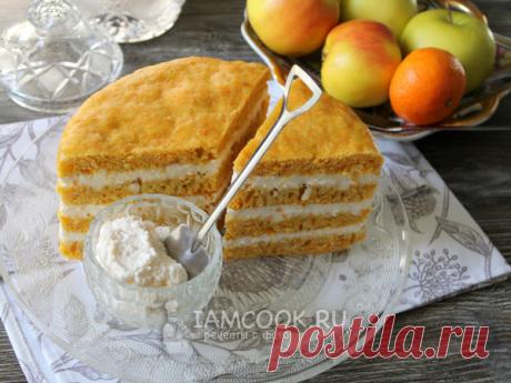 Крем из рикотты и сметаны для торта — рецепт с фото Несколько раз в месяц пеку с вечера к завтраку морковный кекс в мультиварке. Иногда сопровождаю его каким-нибудь сметанным кремом. В этот раз был крем из рикотты со сметаной. Получился простой, вкусный и питательный тортик.

А ещё крем из рикотты и сметаны подходит для наполнения эклеров, для начинки в блины или для блинных тортов. Для тортов из песочных коржей он тоже в тему.