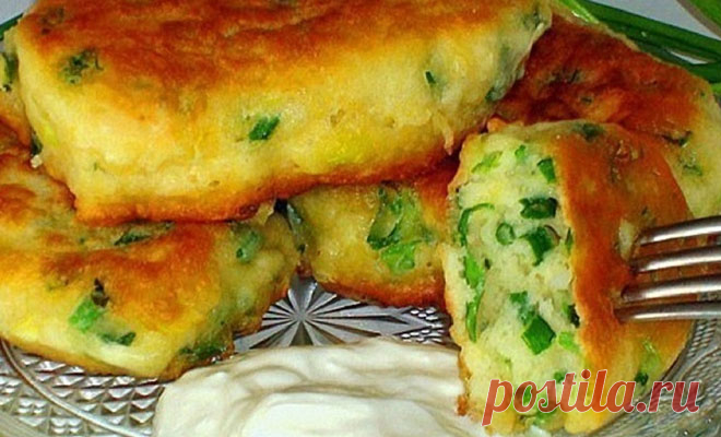 Пирожки лентяйки: вкуснота с луком и яйцом за 10 минут