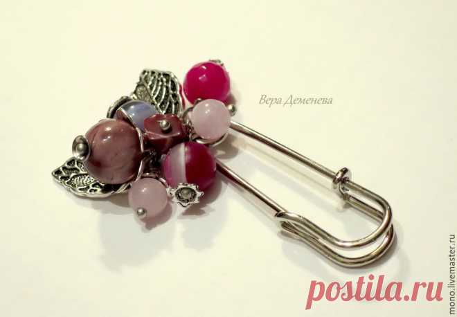 Декоративный шарф украшен кулоном - Поиск в Google