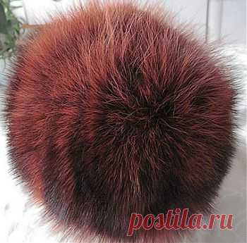 Меховая шапка на трикотажной основе. ВЯЗАНИЕ МЕХА на СПИЦАХ:
http://www.darievna.ru/tag/%D0%BC%D0%B5%D1%85
ОСНОВНЫЕ ТЕХНИКИ ВЯЗАНИЯ МЕХА:
http://www.season.ru/rukodelie/vajzanie/vajz_mex.html