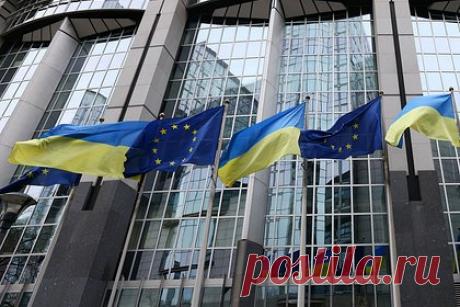 Евродепутат обвинил США в попытке переложить ответственность за Украину на ЕС. Президент США Джо Байден решил полностью переложить ответственность за Украину на страны Евросоюза, заявил французский депутат Европарламента Тьерри Мариани. «Более 60 процентов средств, обещанных США Украине, были потрачены в США», — написал евродепутат в соцсети X (бывший Twitter).