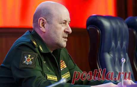Минобороны РФ удалось остановить реализацию военно-биологических программ США на Украине. По словам начальника войск РХБЗ Вооруженных сил РФ Игоря Кириллова, в связи с этим Пентагон активно переносит незавершенные в рамках украинских проектов исследования в государства Центральной Азии и Восточной Европы