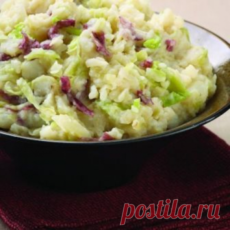 👌 Ирландский колканнон из картошки и капусты, рецепты с фото Колканнон — это блюдо, которое безумно популярно в Ирландии. Его готовят там уже несколько столетий. Есть множество вариаций колканнона, однако неизменными ингредиентами всегда ост...