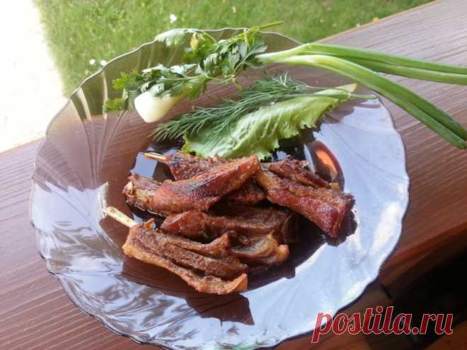 Как вкусно приготовить жареные бараньи ребрышки — Готовим дома