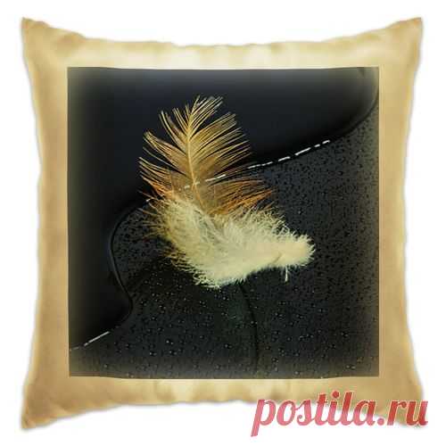 Подушка "Невесомость (1)" от Hatulia - Printio