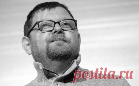 Умер режиссер и автор клипов «Розовый фламинго» и «Дельфины» Хлебородов. Режиссер Михаил Хлебородов умер на 57-м году жизни, сообщил его коллега Григорий Константинопольский на своей странице в Facebook (деятельность владеющей соцсетью компании Meta признана экстремистской в России и запрещена).