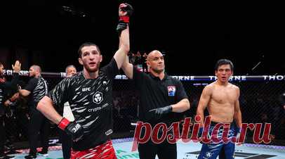 Уланбеков победил Максума на турнире UFC в Азербайджане. Российский боец Тагир Уланбеков победил Азата Максума из Казахстана на турнире UFC on ABC 8 в Азербайджане. Читать далее