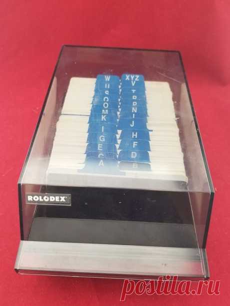 Vtg. Smoky Gray & Black Rolodex Model VIP 24C - 5" x 8" x 3" Complete With Cards  | eBay and a good condition blank cards does have a few scratches
 
 B42x | eBay!