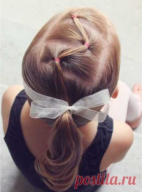 Прически для любимых дочек с помощью резиночек 🎀