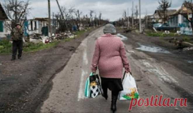 Ровно год назад я бросил свою неухоженную жену-замухрышку 
«Ровно год назад я бросил свою неухоженную жену-замухрышку.Оставил её, потому что познакомился с молодой и сексуальной девушкой, которая дарила мне удовольствие, чего уже давно не делала моя же…