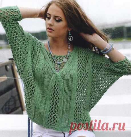 Пуловер с глубоким вырезом