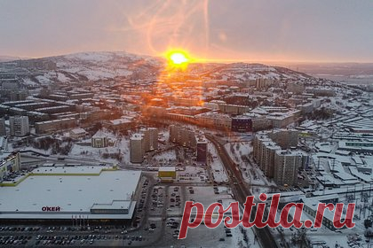 Финляндия решила закрыть генконсульство в Мурманске. Министерство иностранных дел Финляндии приняло решение о закрытии мурманского отделения Генерального консульства в Санкт-Петербурге. В МИД отметили, что у Финляндии пока нет необходимости содержать офис в Мурманске, так как его основные задачи значительно сокращены. Офис при необходимости запустят позже.