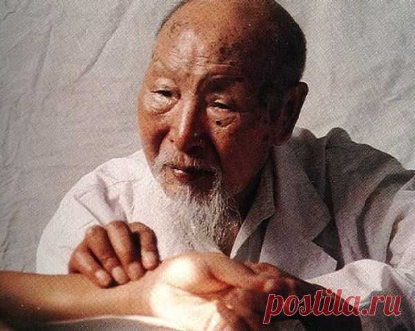 ЛУЧШИЕ УПРАЖНЕНИЯ КИТАЙСКОЙ МЕДИЦИНЫ ДЛЯ ШЕЙНЫХ ПОЗВОНКОВ.